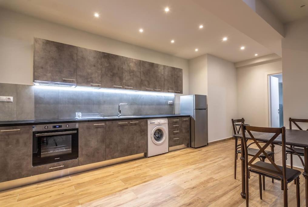 Pollys Place Daire Atina Dış mekan fotoğraf